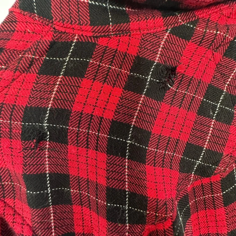 Rails plaid button